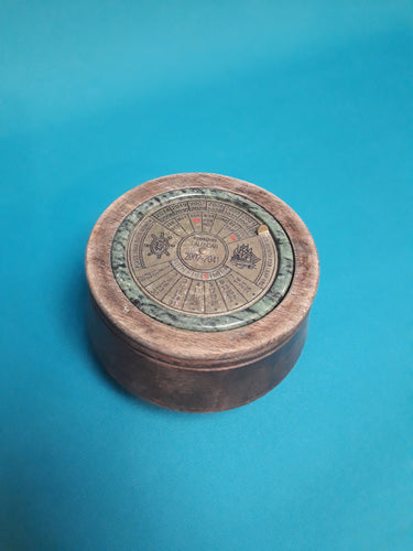 Wooden Perpetual Desk Calendar