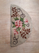 Load image into Gallery viewer, Floral Rug 100cm x 52cm