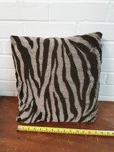 Load image into Gallery viewer, Zebra Cushion