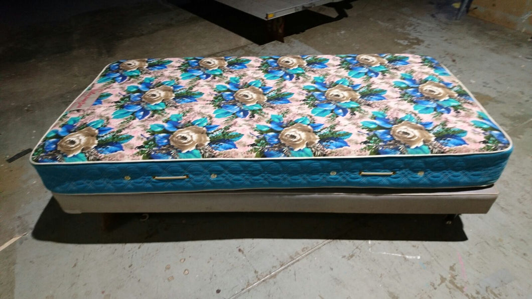 Floral single mattress